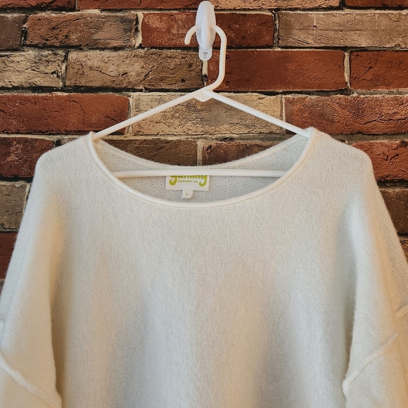 Yummy Sweater Company Ivory Sweater Size Large Soft Stretchy - Picture 5 of 15